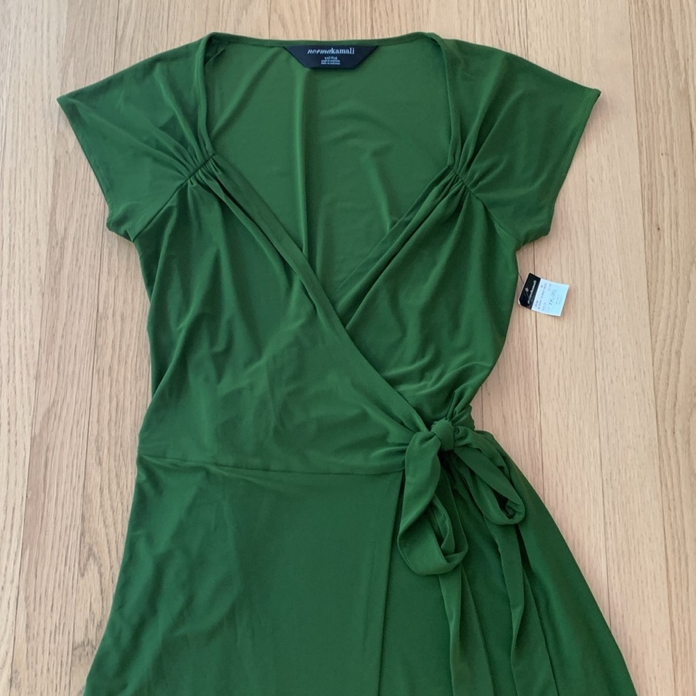 Norma Kamali Jersey Short Sleeve Wrap Dress Olive Green Size XXL NWT - Picture 2 of 13